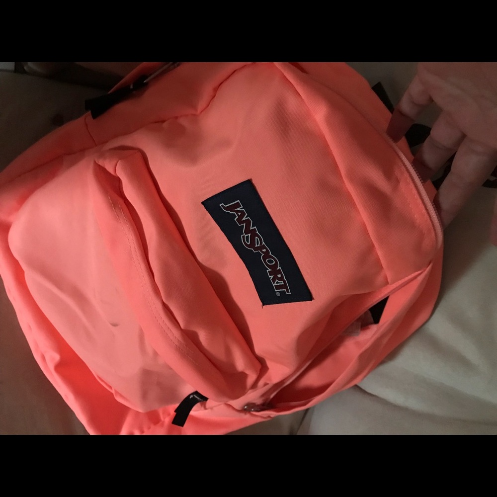 Bags - Picture 3 of 8